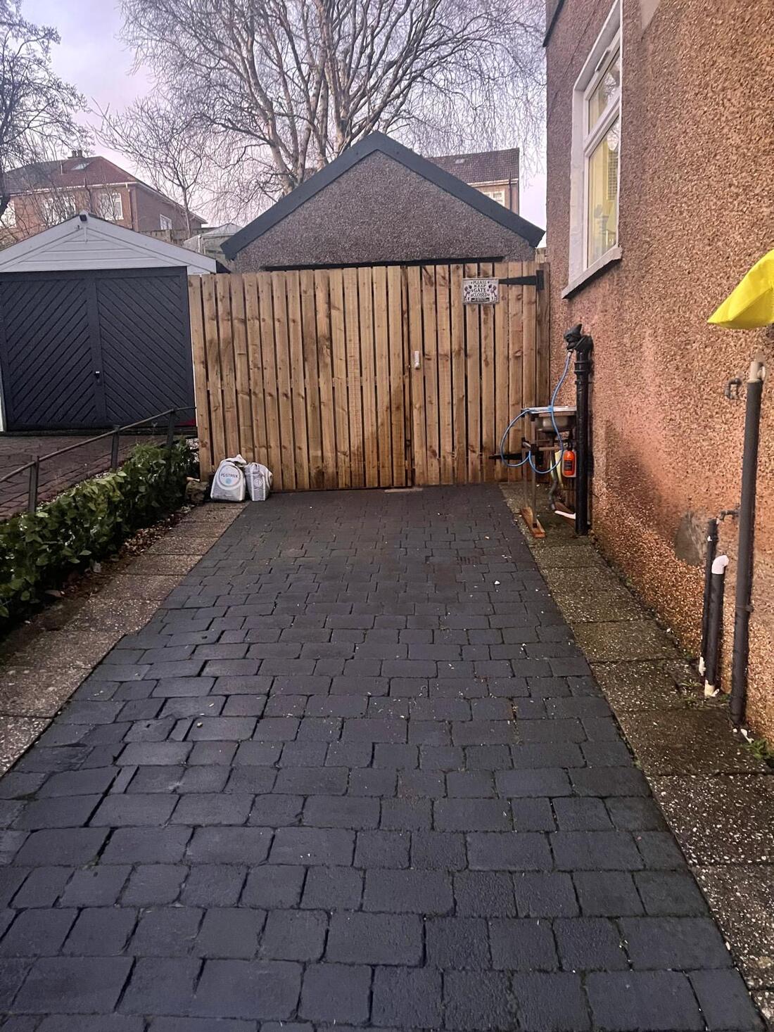 6ft fence & gate, Milngavie